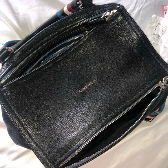 Medium Givenchy Pandora - Picture 5 of 7